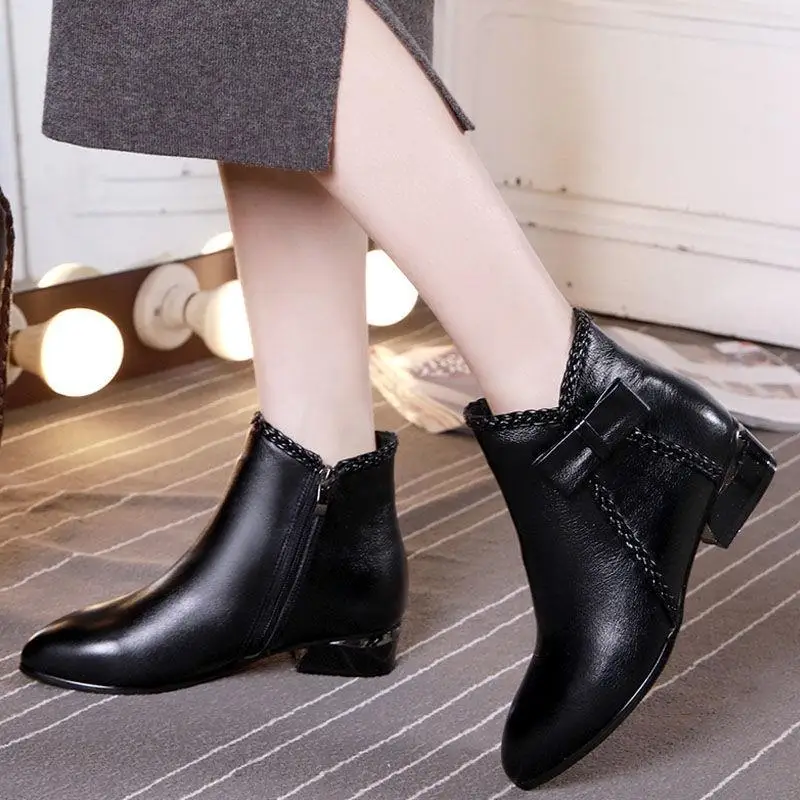 Fashion Short Boots Women Buckle Decoration Shoes Thick Heel Pointed Winter Warm Ankle Boot Casual Elegant Suede Boot Size 42