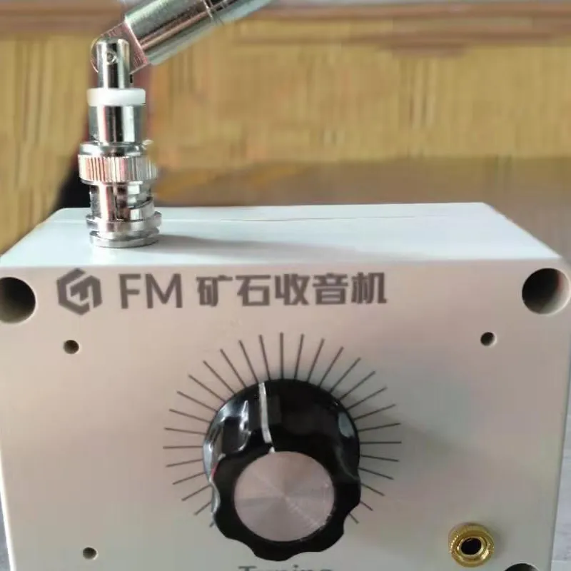 Portable and pointer type Ore Radio FM Radio Diy Radio Single band