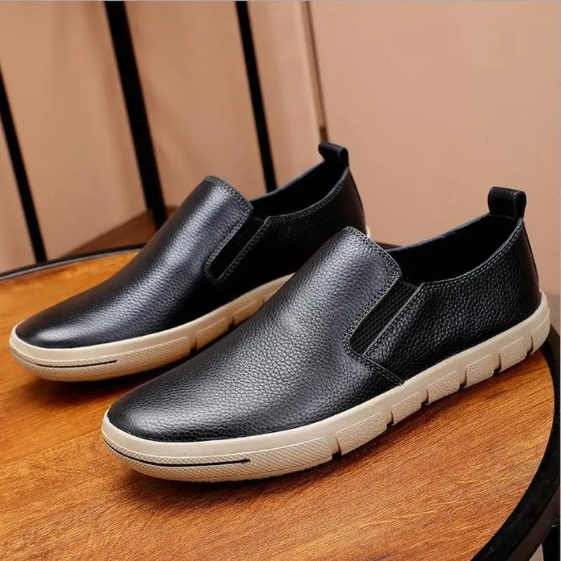 Autumn New Men\'s Casual Genuine Leather Shoes Breathable Round Head Stitching Loafers British Style Slip-On Designer Flats A2011