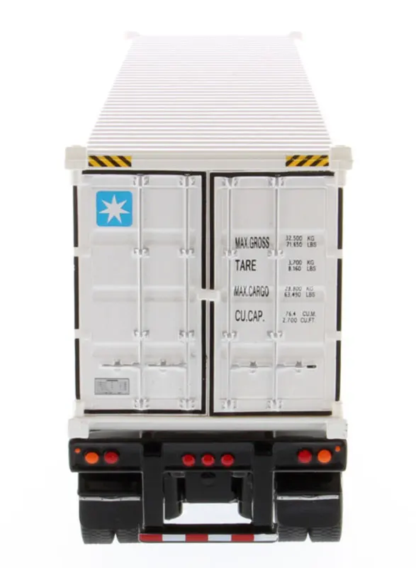 New 1/50 Scale Peterbilt 579 Day Cab Tractor in Legendary Silver with MaeRrsk 40\' Refrigerated Sea Container Diecast 71069