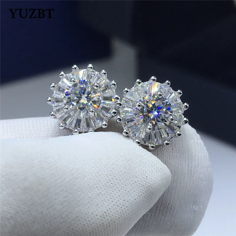 YUZBT 9K 10K White Gold  Pt950 Platinum Total 1 Carat Excellent Cut Diamond Tester Past D Color Moissanite Stud Earrings