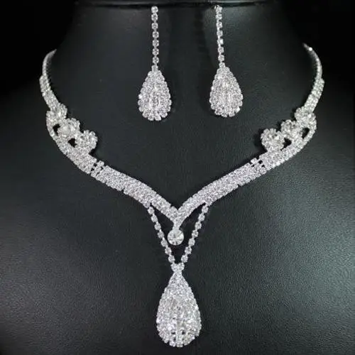 Fashion Simple rhinestone necklace earrings set Bridal Wedding Party Rhinestone Water Drop Pendant Necklace Drop Earrings Set