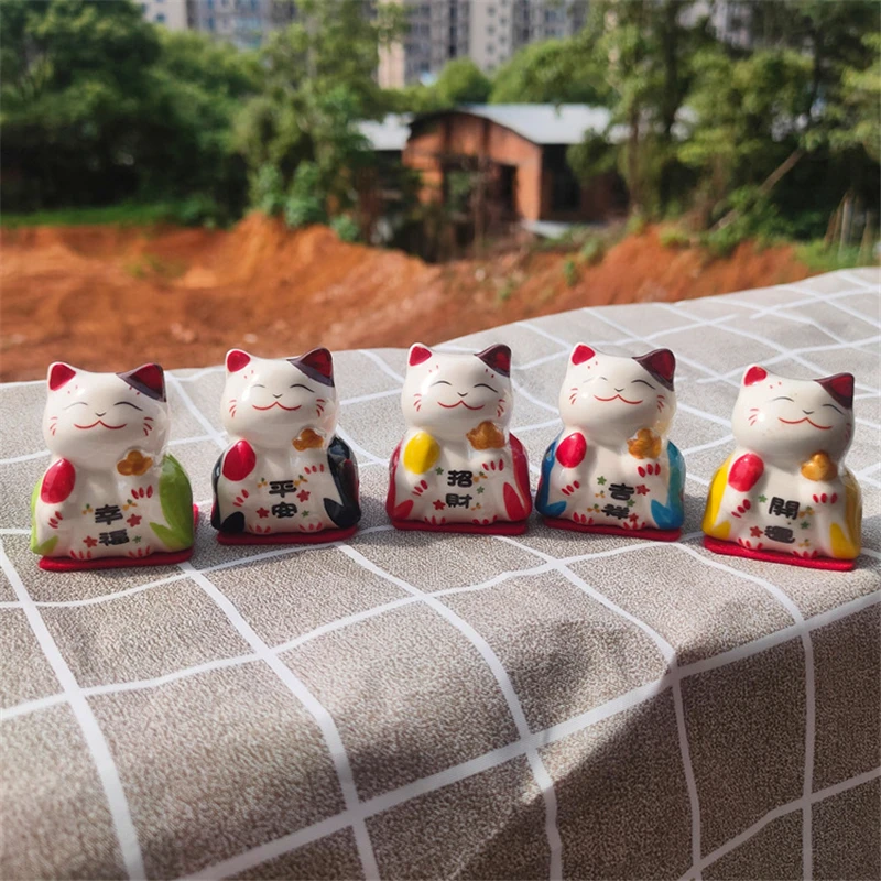 HOVFELER Japanese Ceramic Daruma Crafts Cartoon Lucky Cat Fortune Ornament Landscape Home Decor  Accessories Gifts
