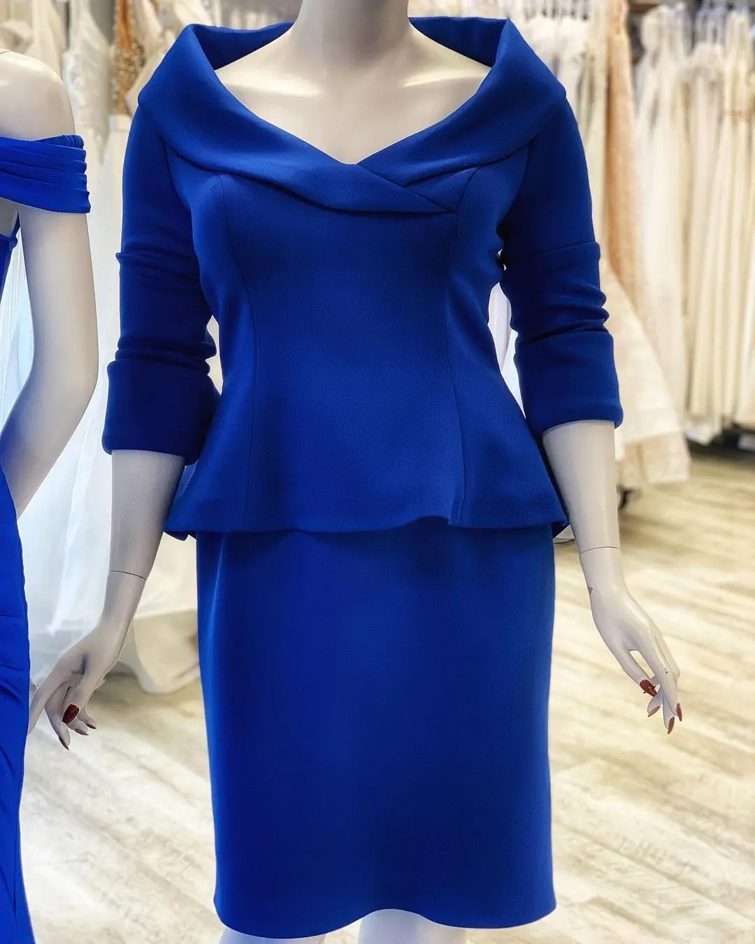 Royal Blue Formal Mob Dress 2021 Peplum Mother of the Bride Gown Knee-Length vestido de madrinha Off-Shoulder Half Sleeves