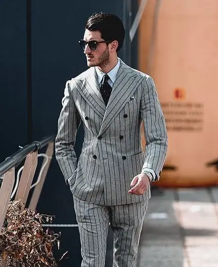 Grey Striped Customized Wedding Tuxedos Slim Fit Double Breasted Jacket Suits Business Party Prom Blazer 2 Piece