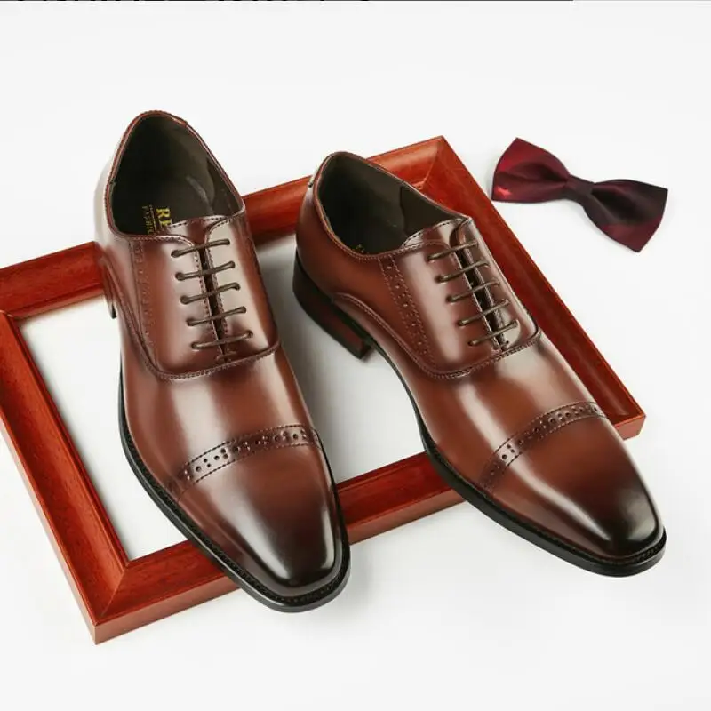 

2020 new leather carved business leather shoes men's formal three-joint gentleman shoes a7