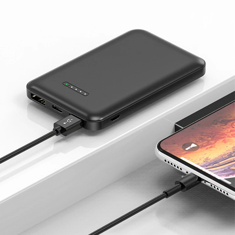 Caricabatterie Wireless Qi magnetico universale Mini Power Bank batteria esterna per iPhone 15 14 Samsung S22 5000mAh Magsafe Powerbank