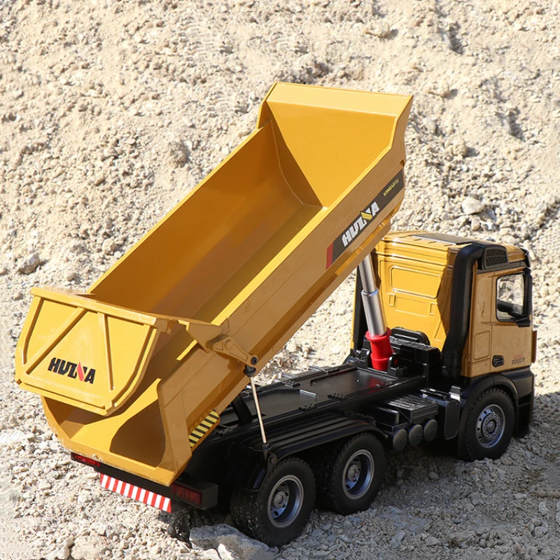1:14大型リモートコントロールトラック、10KG積載、45分飛行時間、120M合金バケット、10CHシミュレートサウンド＆ライト電動RC玩具