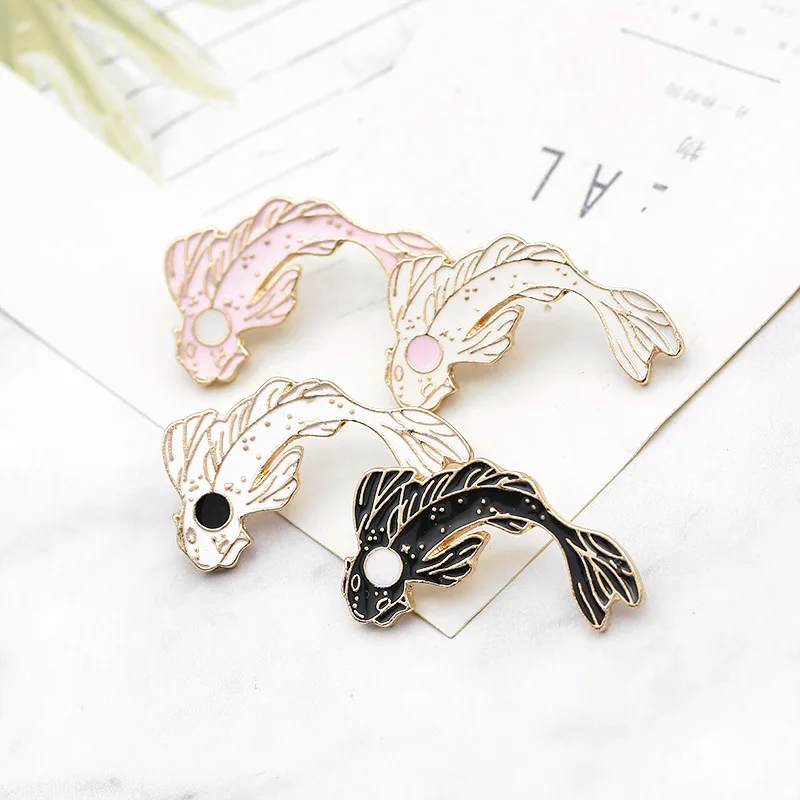 Tai Chi Yin Yang Koi Fish Pin Brooches Cute Goldfish Enamel Denim Lapel Pins Bag Badge Family Friends Kid Blessing Gifts Jewelry