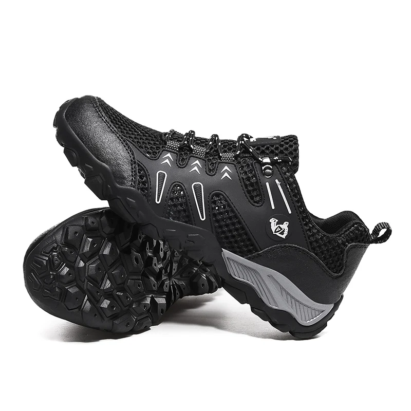 Large Size 2023 Men Soft Outdoor Casual Shoes Summer Breathable Mesh Sneakers Light Black Hiking Footwear Fashion Running Shoes