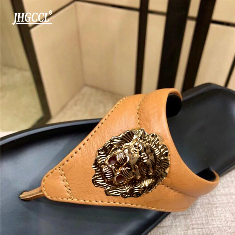New men\'s beach shoes flip-flops brand designer leather outer wear sandals cowhide skid wear resistant flip flops T6