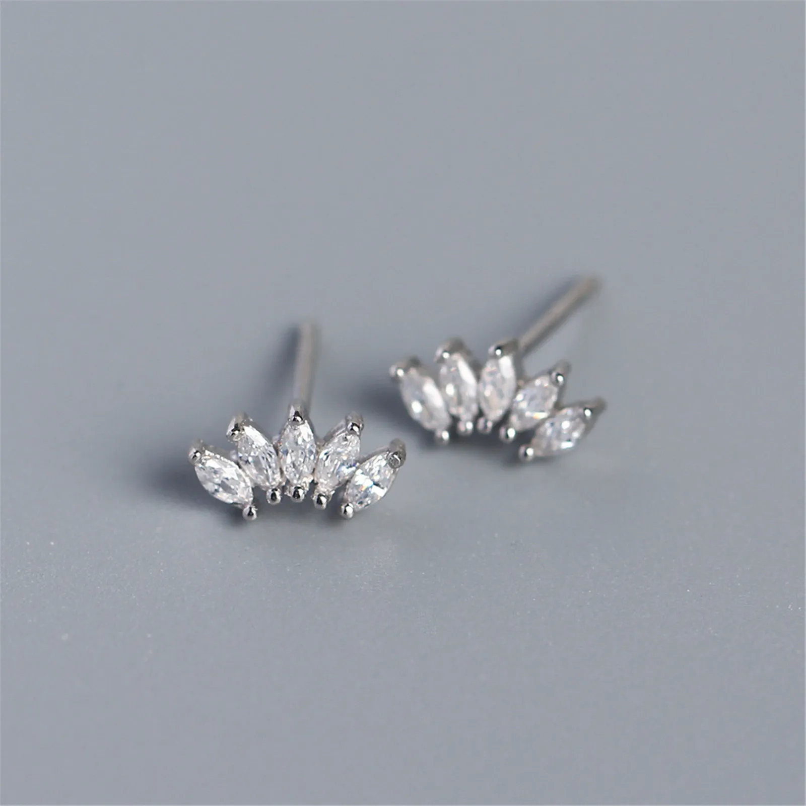 Fan Shape Sterling 925 Silver Stud Earrings with Horse Eyes' Zircon Diamond for Women Gold Color Ladies Jewelry Aretes