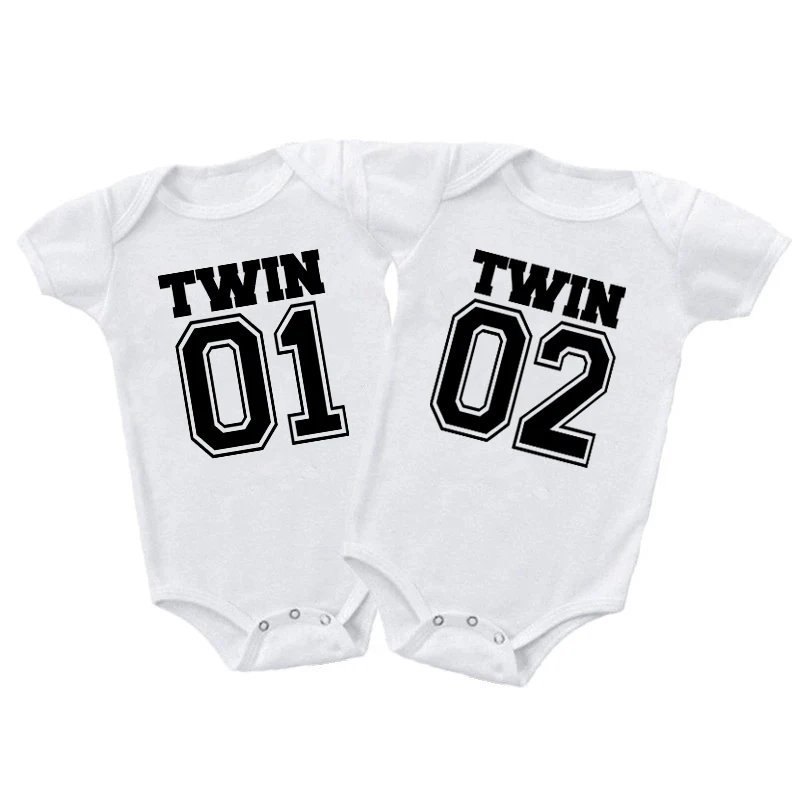 Twin ubrania Twins dopasowanie Body dla dzieci bawełna chłopcy dziewczęta Onesies noworodka Body Romper lato Twins stroje prezent dla bliźniaków