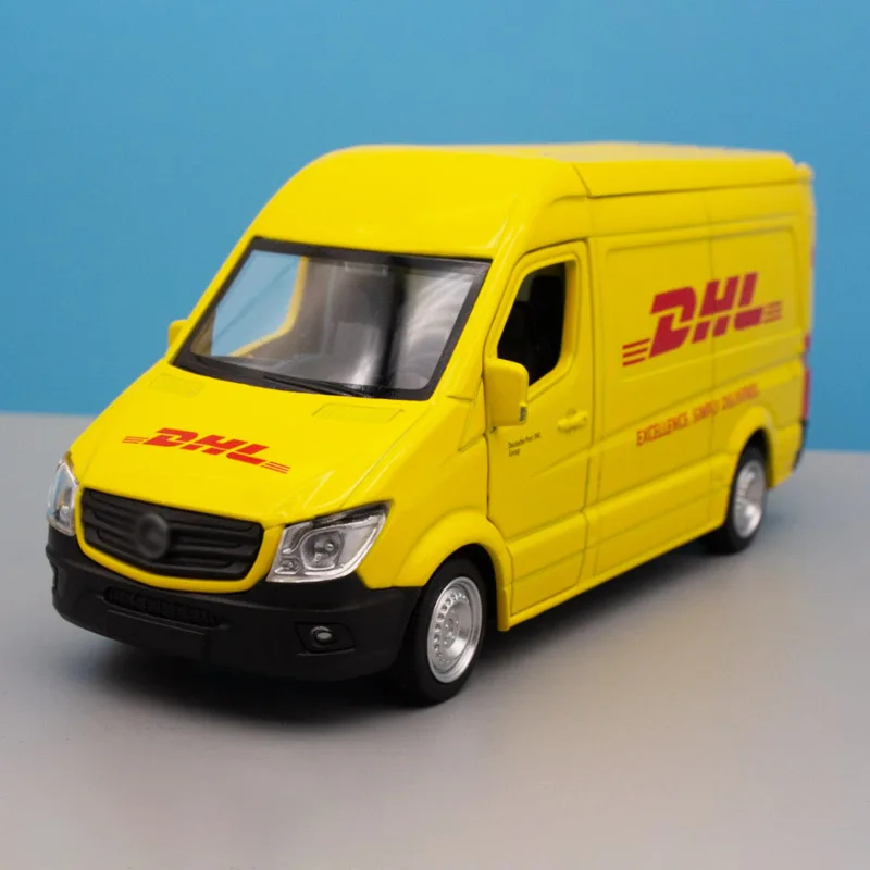 จำลองรถบรรทุก DHL 1/36ชุดของเล่นโลหะผสมดึงกลับรถขนาดเล็กแบบจำลองที่ได้รับอนุญาต Die Cast ของเล่นคอลเลกชัน