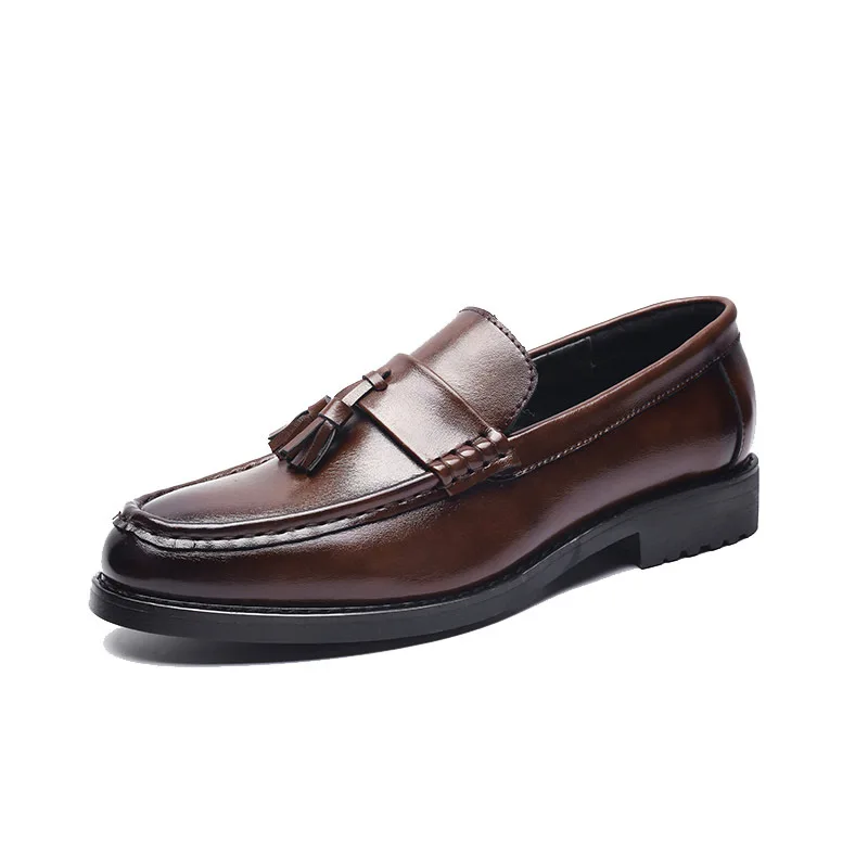 High Quality Men Leather Formal Loafers Korean Version Tassels Slip-On Driver Dress Loafers Pointed Toe Moccasin Wedding Shoes