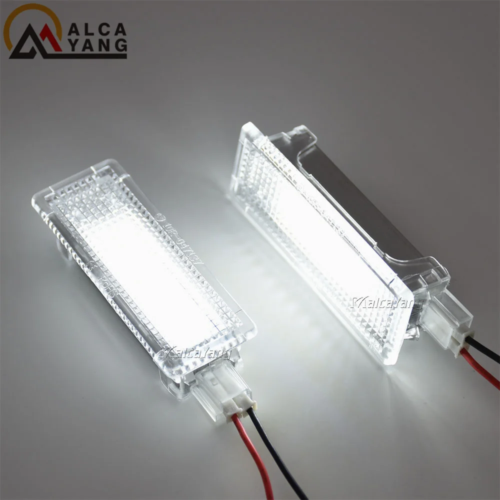2 Stück LED-Innenbeleuchtung für Tür, Fußraum, Kofferraum und Gepäckraum für BMW E90 E91 E92 E93 E60 E70 E82 E87 X1 X3 X5 X6 F10 Mini – Detail 4
