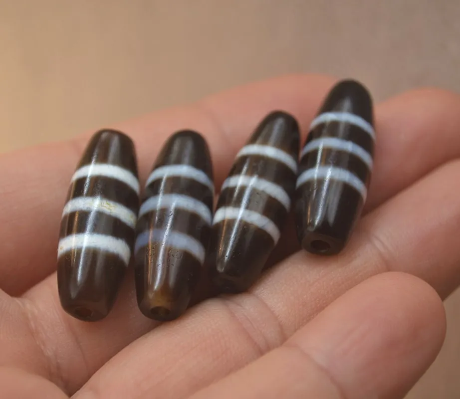 10*28mm Short Old Ore Natural Three-Threaded Dzi Bead Sugar-Colored Black Agate Old Dzi Bead Necklace Pendant Accessory