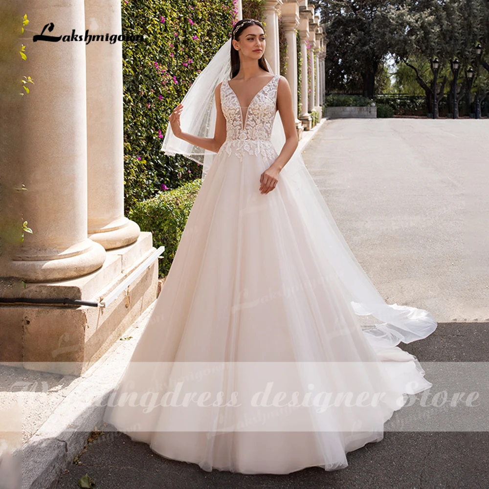 Romantico abito da sposa principessa scollo a v ricamato Tulle Boho A-line abito da sposa applicazioni floreali robe de mariee senza maniche