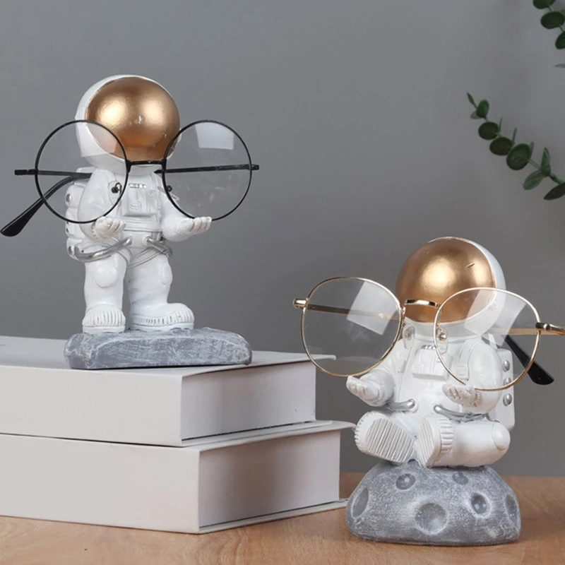 

Hot Sale Creative Astronaut Glasses Bracket Glasses Shop Display Stand Desktop Glasses Bracket Pen Display Stand Gift Decoration