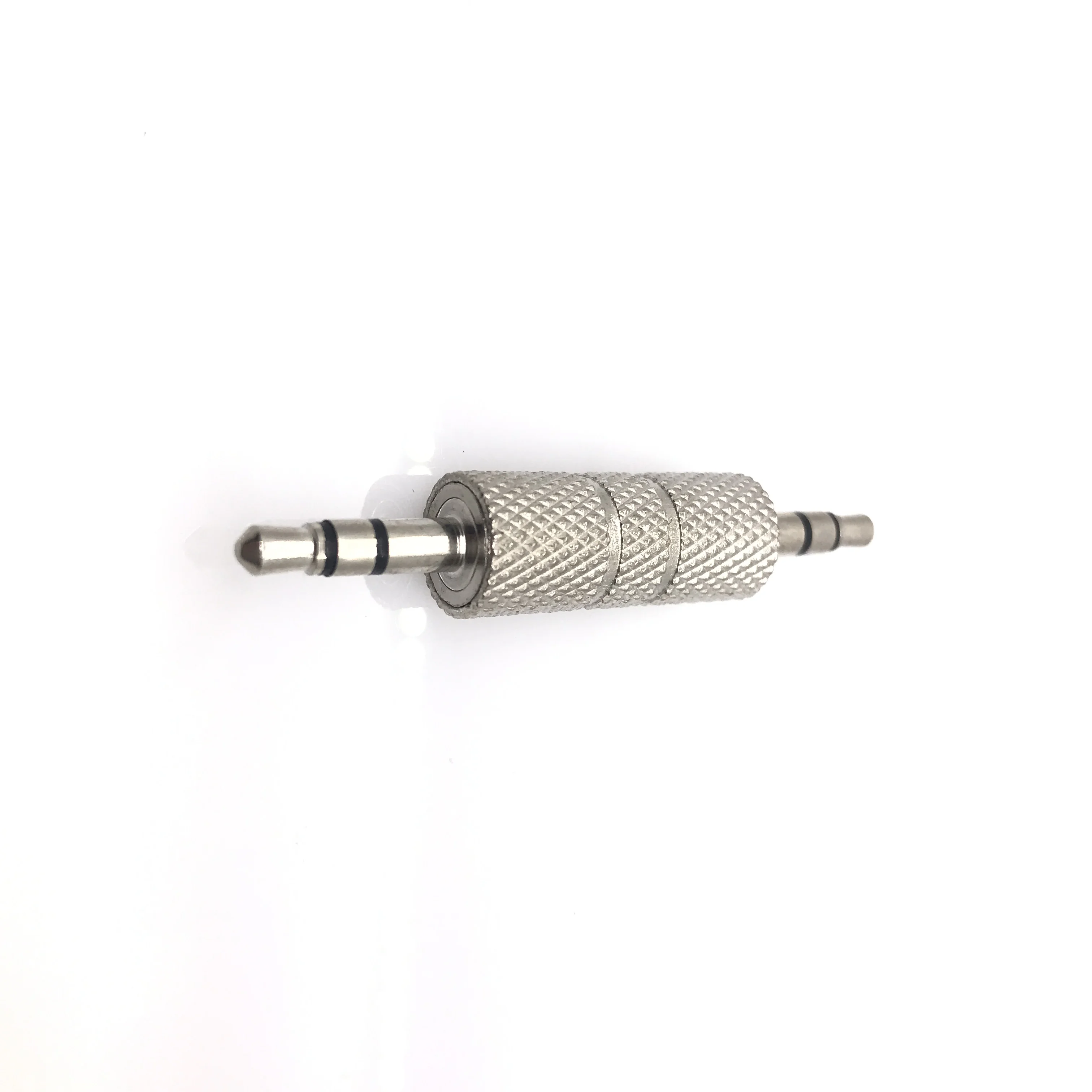 Spina Audio adattatore dritto 3.5mm cuffie Stereo da maschio a maschio connettore convertitore Aux per iphone 6 5 cuffie MP3 Bluetooth