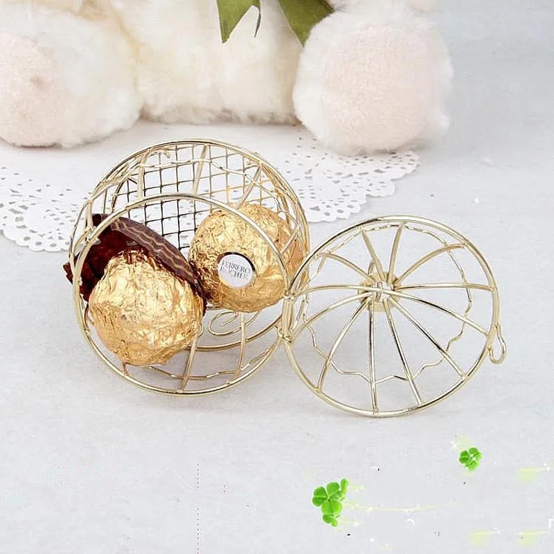 

Wedding Favor Box European Gold Matel Boxes romantic wrought iron birdcage wedding candy box tin box wholesale Wedding Favors