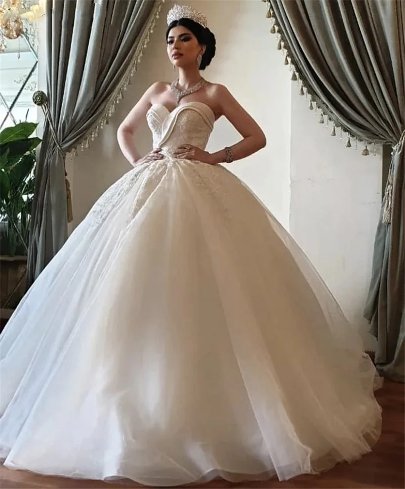 Vestidos de novia de lujo sin mangas con escote Corazón, vestidos de novia de tul de encaje de cristal con cordones en la espalda