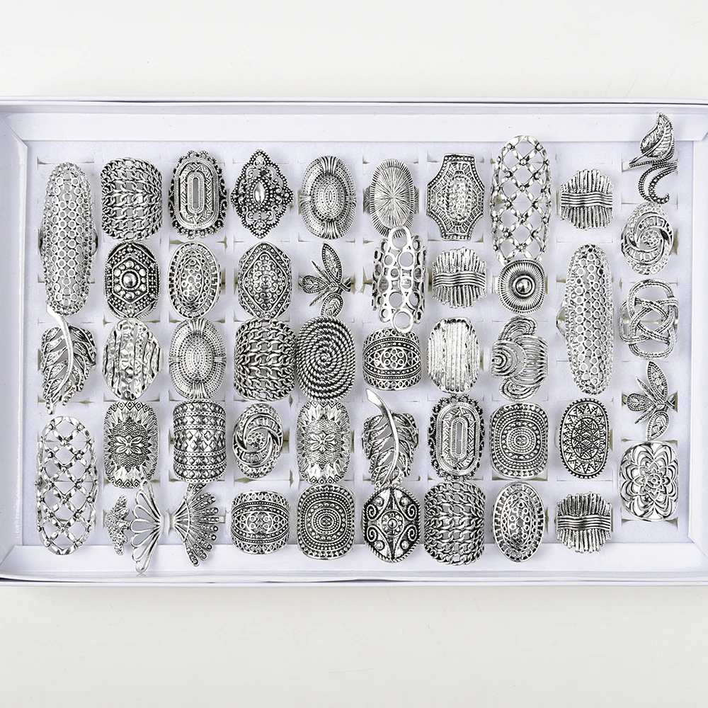 Wholesale 50pcs/Lots Vintage Mix Style Carved Flower Rings For Women Fashion Party Gift Jewelry