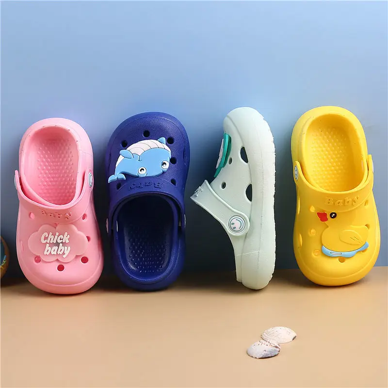 Children\'s Slippers Summer Cute Boys Cartoon Non-slip Female Soft-soled Sandals Hollow Out Shoes Bathing Babies Kids Clogs