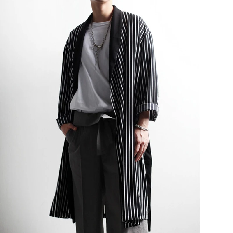 

Men's coat spring autumn thin loose in the long cardigan men's leisure windbreaker stripe lapel coat British large size tide