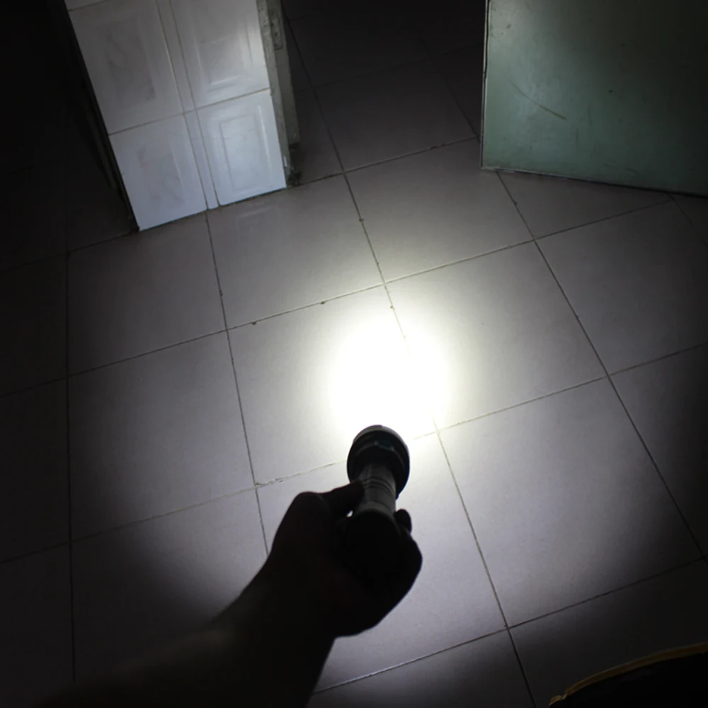 Linterna LED de buceo DX4S de 8000 lúmenes, linterna táctica de 3 modos para buceo, 100m, luz Flash subacuática, reflector para Camping
