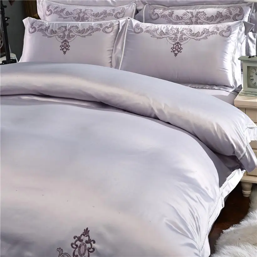 38Silver Cotton Chinese Embroidery Bedding Sets Queen King size Luxury Red Wedding Duvet cover Bed sheet/linen set Pillowcase