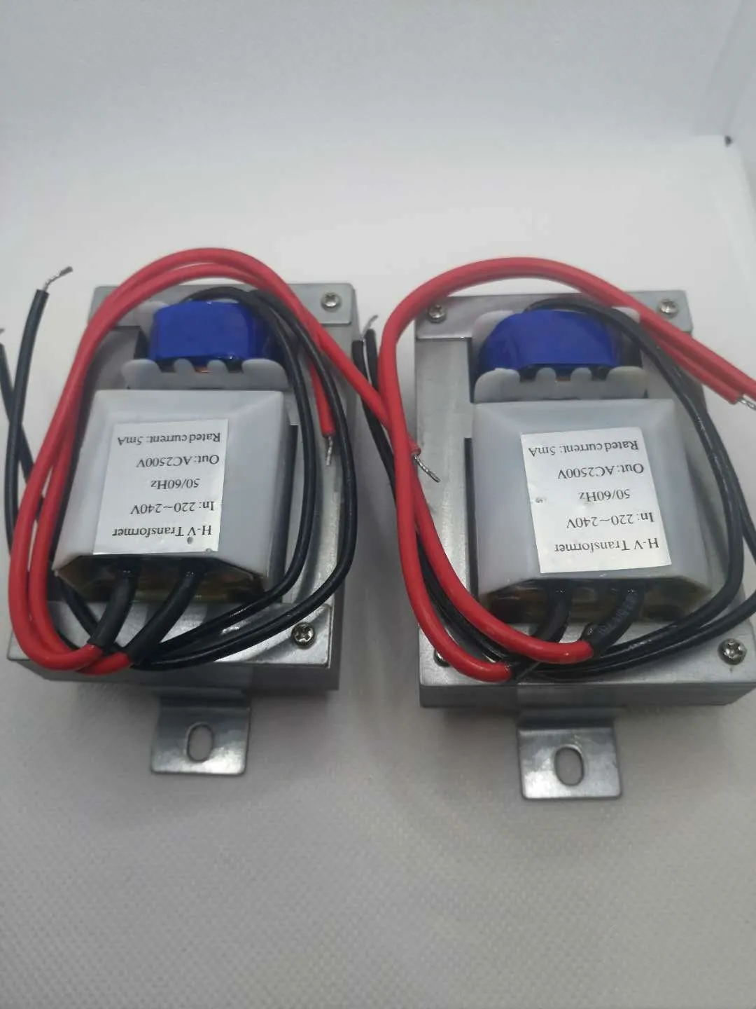 Pacote Especial da Alta Tensão do Transformador do Pacote da Alta Tensão do Mosquito para a Lâmpada 220v 50hz 2500v do Mosquito