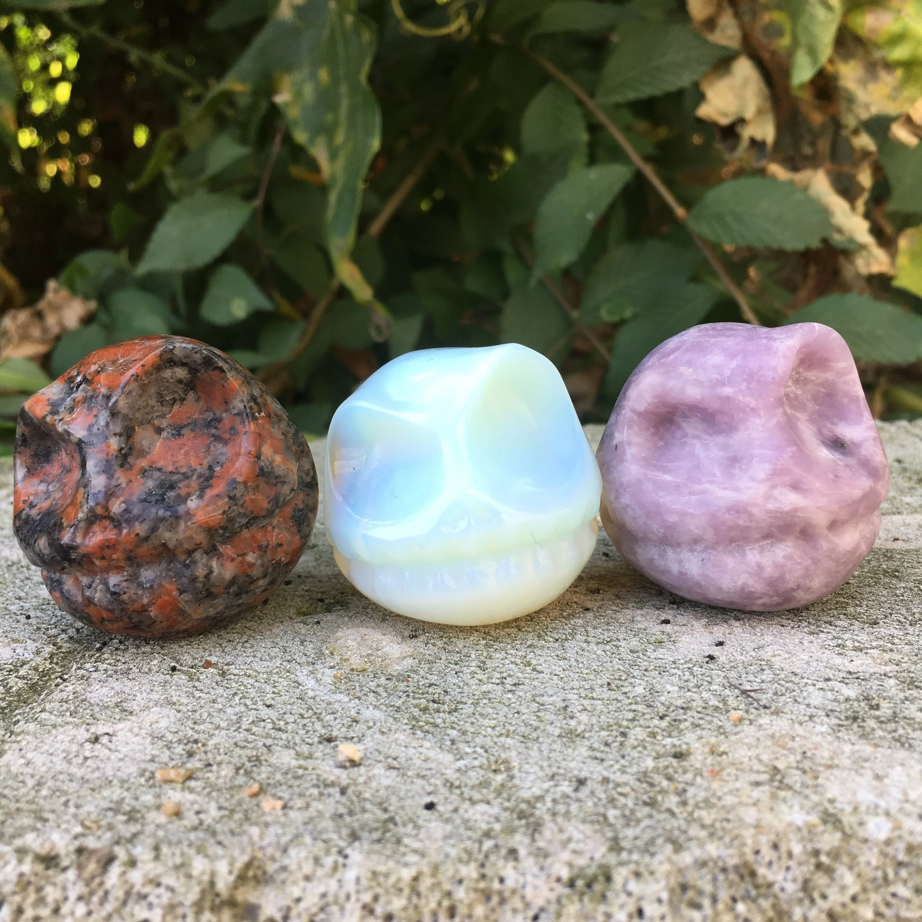 4cm Natural lepidolite opal Stones And Minerals Carved Skull For Home Decor Reiki Energy Chakra Gifts