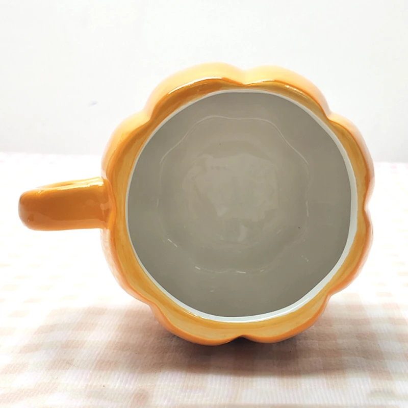 Tazza di zucca di Halloween in ceramica sottosmalto dipinta a mano tazza di caffè tazza di cereali tazza di ceramica