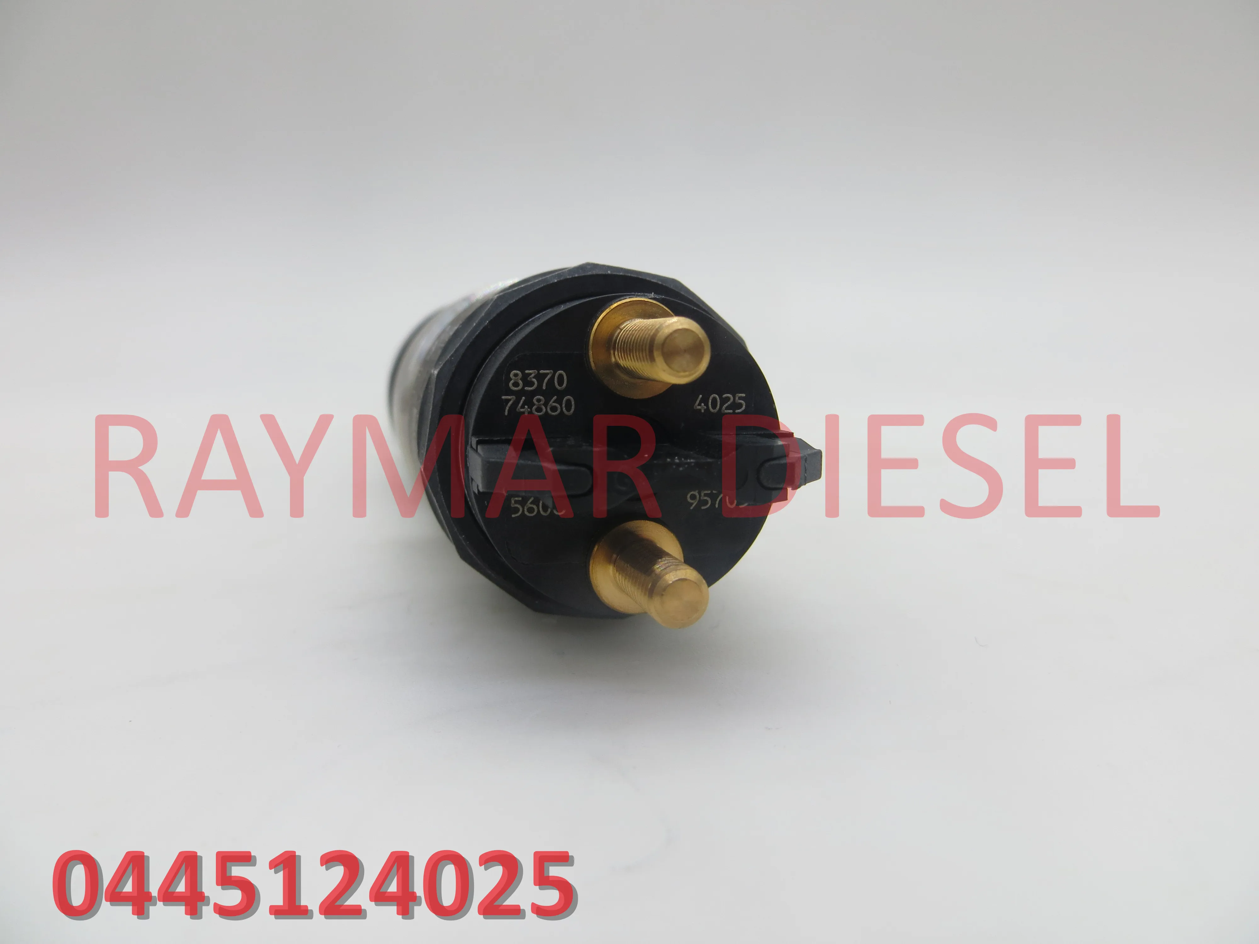 طبيعي العلامة التجارية جديد الديزل السكك الحديدية المشتركة حاقن 0445124025 ، 837074860 ل SISU المحرك