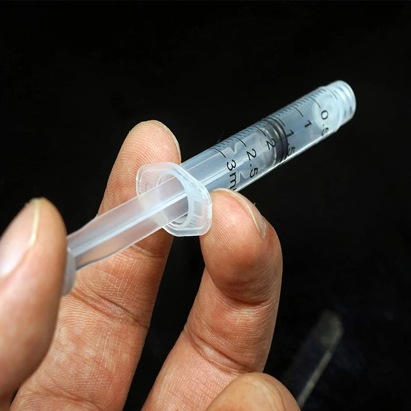 3CC/ML Plastic Syringe Luer Lock Without Needle Bulk Package Use for Lab,Measurement and Dispensing and industrial use only