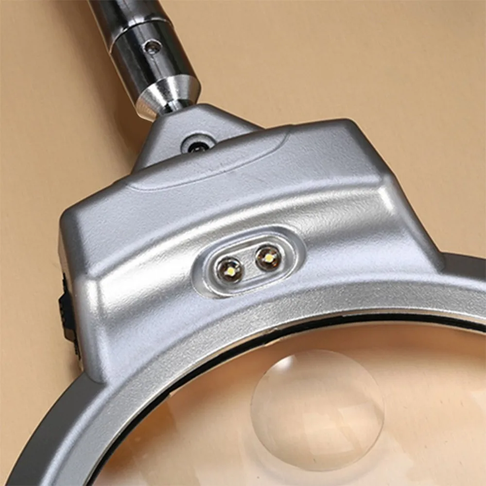 Klip Pada Desktop Kaca Pembesar Kaca Pembesar Membaca Pembesar Metal Hose LED Menyala Lampu Atas Meja Kaca Pembesar dengan Clamp