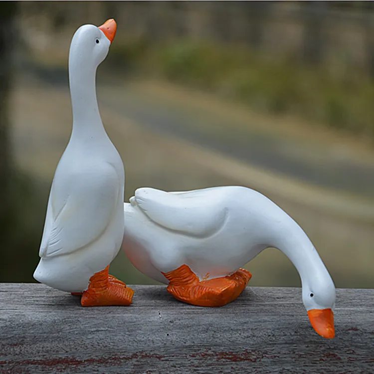 

resin goose statue lover geese model Figurines landscape outdoor DIY ornament gardening sculpture home decoration a0194