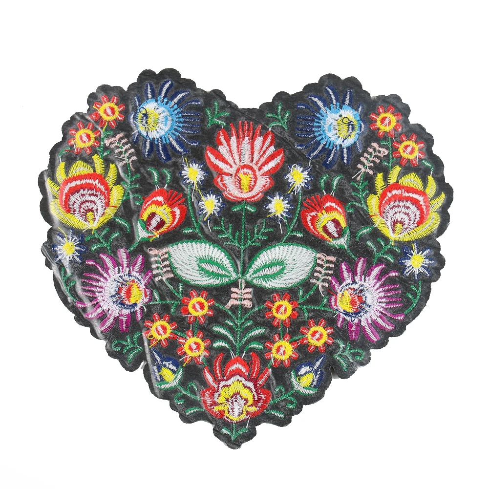 2PCS Large Heart Flower Patch 3D Embroidery Applique Iron on Patches for Clothing Accessories Ethnic DIY Apparel Sewing Supplies