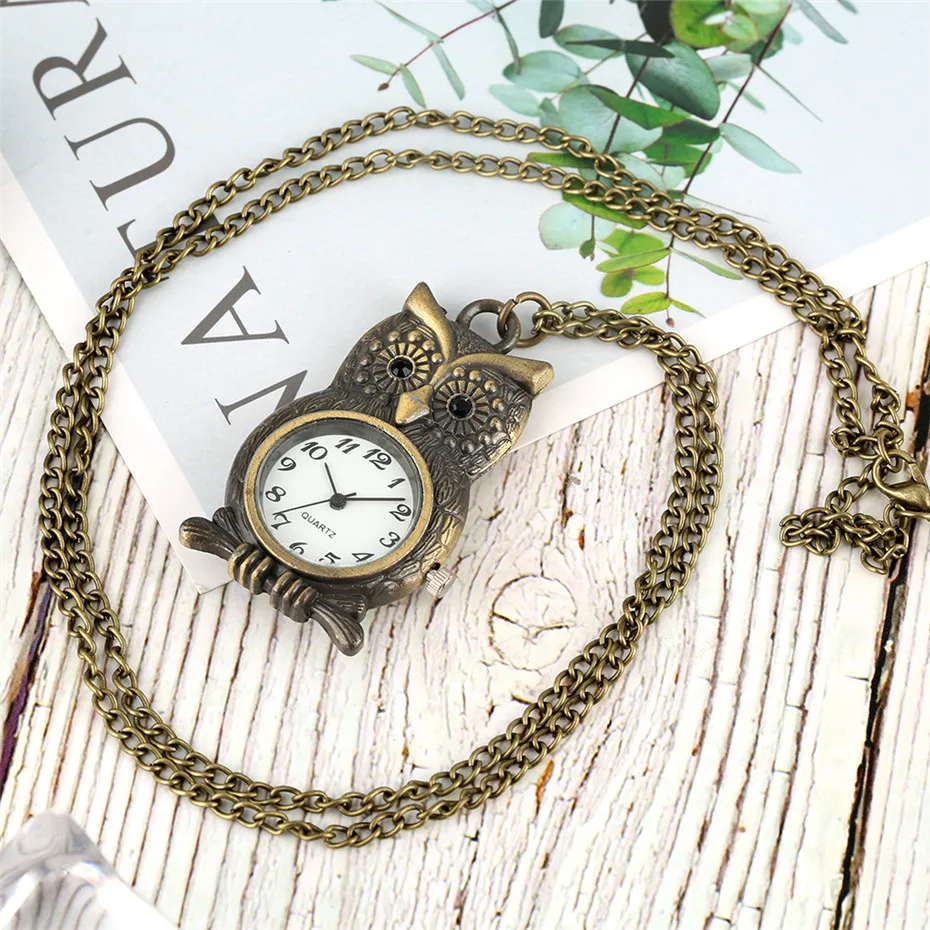 Bronze Owl Shape Pendant Watch Quartz Pocket Watch Retro Fob Sweater Chain Arabic Numerals Display Necklace Clock