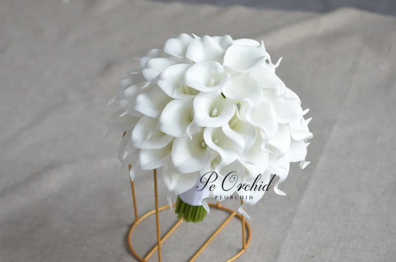 PEORCHID Bãi Biển Màu Trắng Phong Cách Calla Lily Bó Hoa Cưới Nghệ Cô Dâu Tay Cầm Hoa Giả Cô Dâu Đầm De Fleur Trang Trí