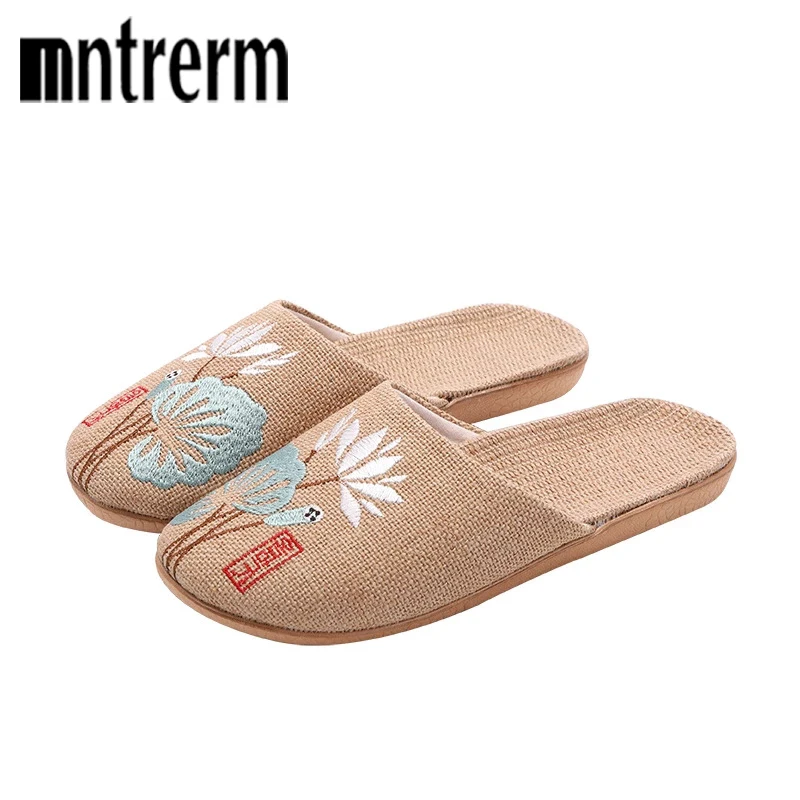 Mntrerm 2023 New Men's and Women's Slippers Baotou Embroidered Linen Slippers Four Seasons Breathable EVA Home Viscose Slippers