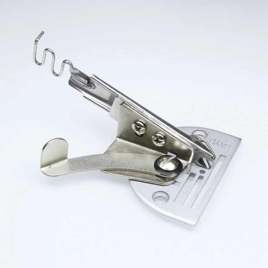 

DAYU 126 RIGHT ANGLE BIAS BINDER S64 (F531) FOR SINGLE NEEDLE LOCKSTITCH MACHINE