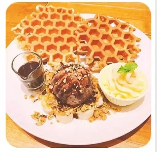 Máquina para hacer gofres eléctrica comercial en forma de panal, máquina para hacer conos de gofres antiadherente, aparato de cocina de alta calidad con CE