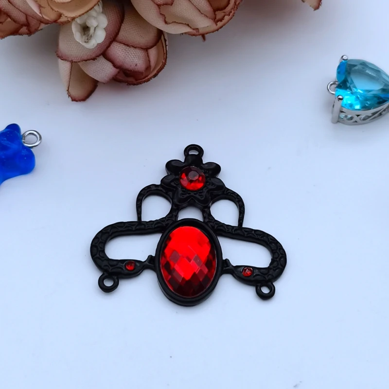 5 Pieces of 35x32mm Gothic Snake Accessories Wicca Pendant Crystal Personality DIY Punk Gothic Accessories Halloween