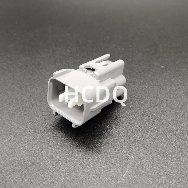 10 PCS The original 7282-7064-40 Male automobile connector plug shell and connector are supplied from stock