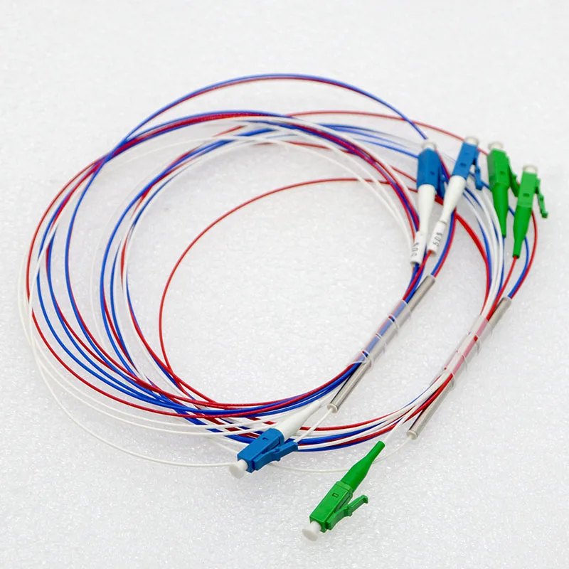 

10pcs New 0.9mm SM Steel Tube 1x2 Mini Optic Fiber LC UPC/APC Pull cone Fiber Optic PLC Splitter Wire harness Special Wholesal