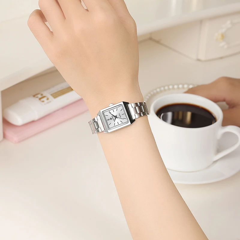 WWOOR-reloj cuadrado pequeño para mujer, pulsera de cuarzo de acero inoxidable de lujo, relojes casuales plateados, regalo