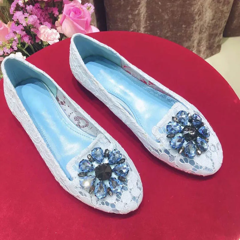 Summer Floral Lace Rhinestone Embellished Flat Shoes Women Glitter Crystal Flower Buckle Loafers Slip On Beauty Wedding Shoes