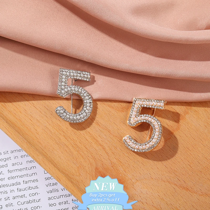 Pearl Simple Designer  Style Brooches Famous Luxury Brand Brooch Pins For Women Sweater Lace Scarf Pin Accessories Gift For Girl